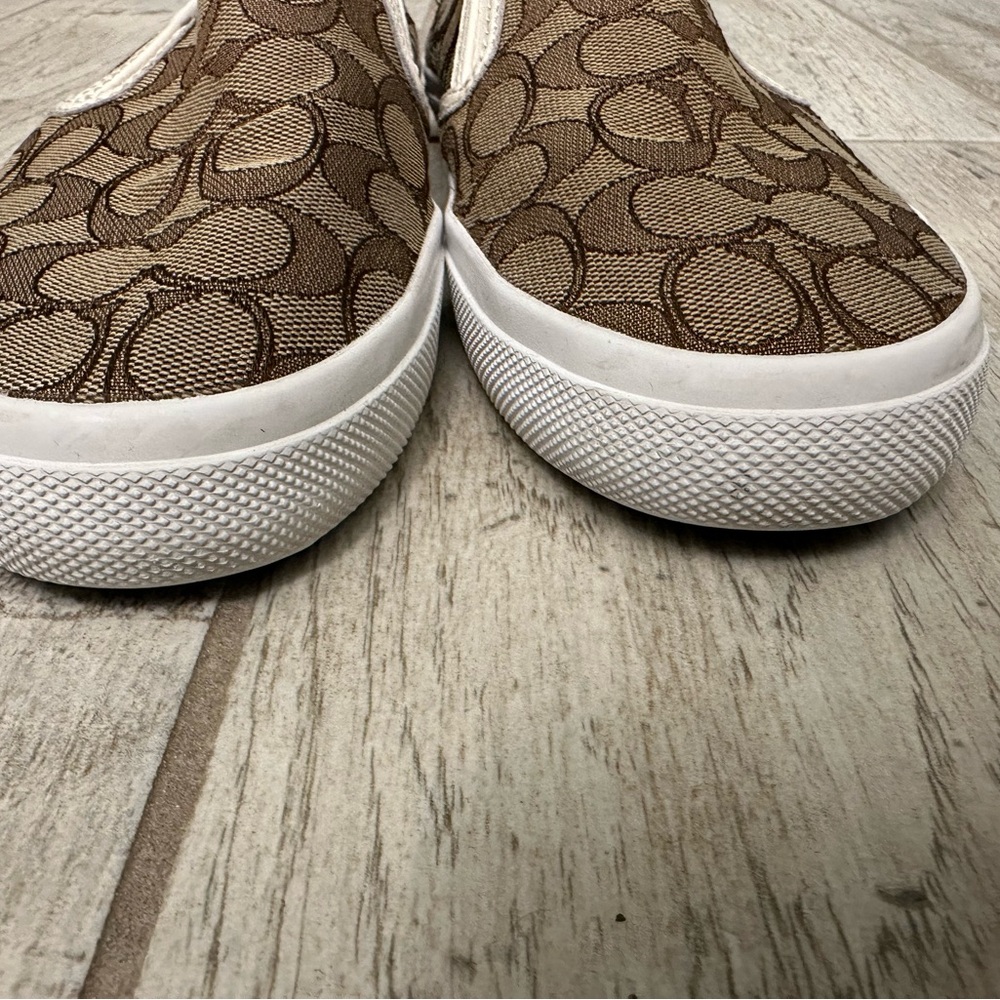 COACH women’s Chrissy style, signature logo Slip-On Canvas Shoes, size 10 - Picture 5 of 11
